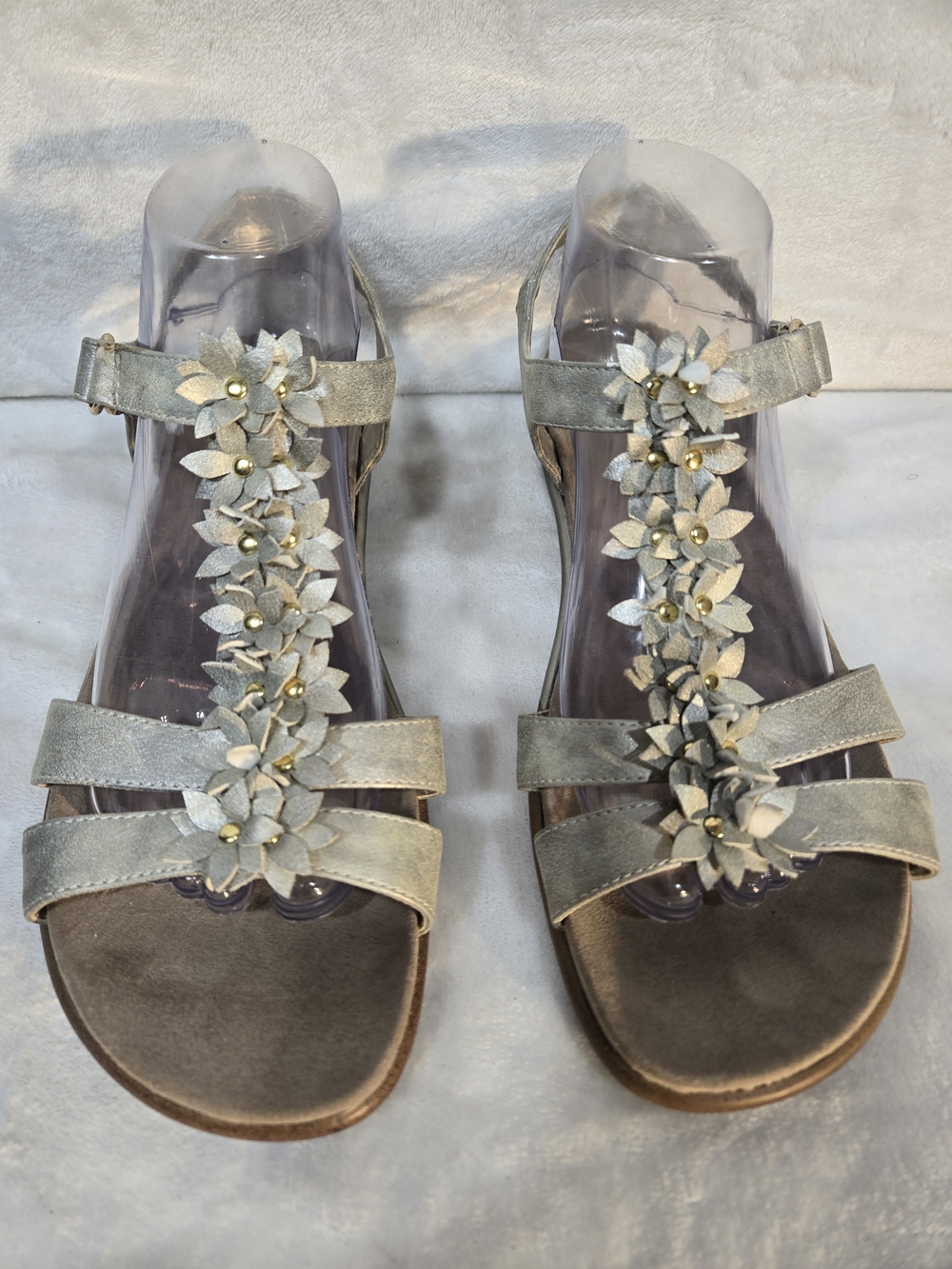 Women’s Floral T-Strap Sandals - Silver